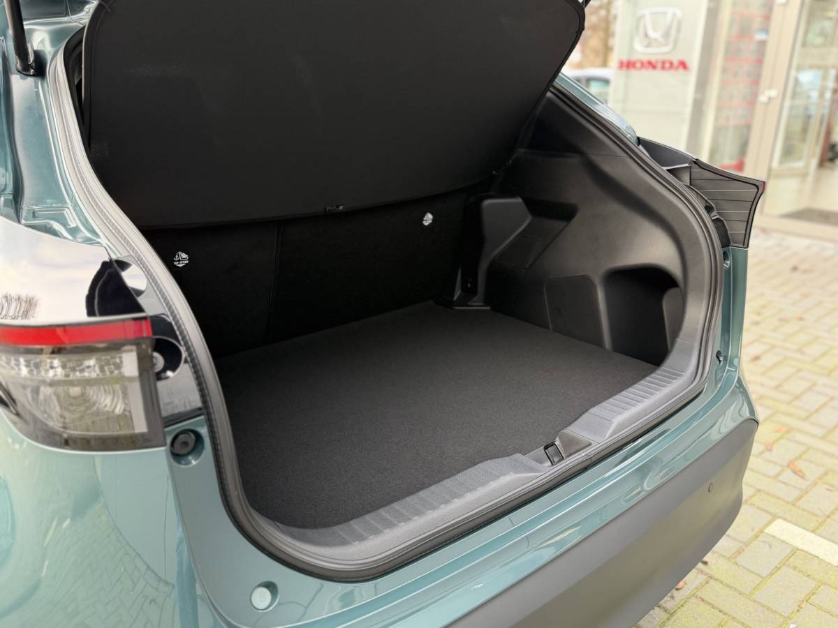 Toyota Yaris Cross Toyota Yaris Cross 1.5 Hybrid 130 Style Edition Parkeersensoren, Dodehoekdetectie, Navigatie