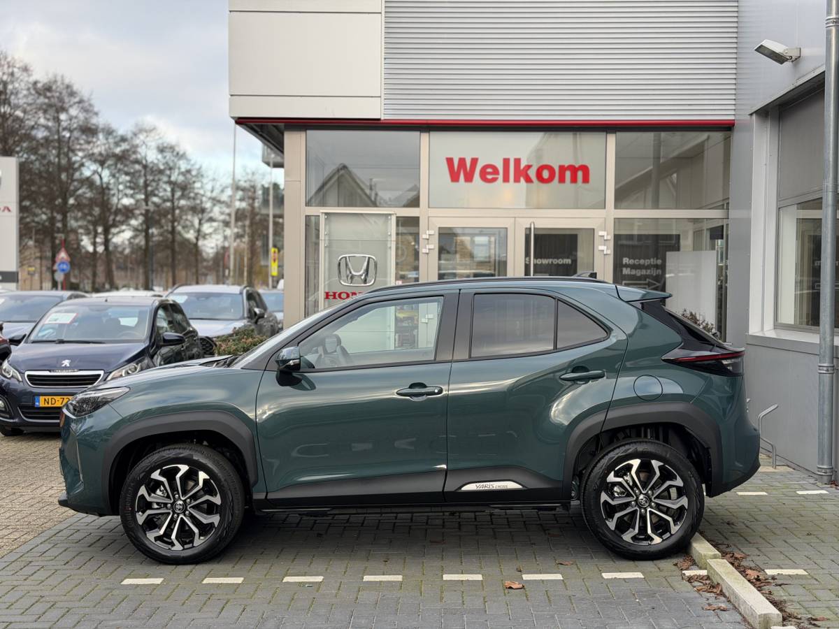 Toyota Yaris Cross Toyota Yaris Cross 1.5 Hybrid 130 Style Edition Parkeersensoren, Dodehoekdetectie, Navigatie