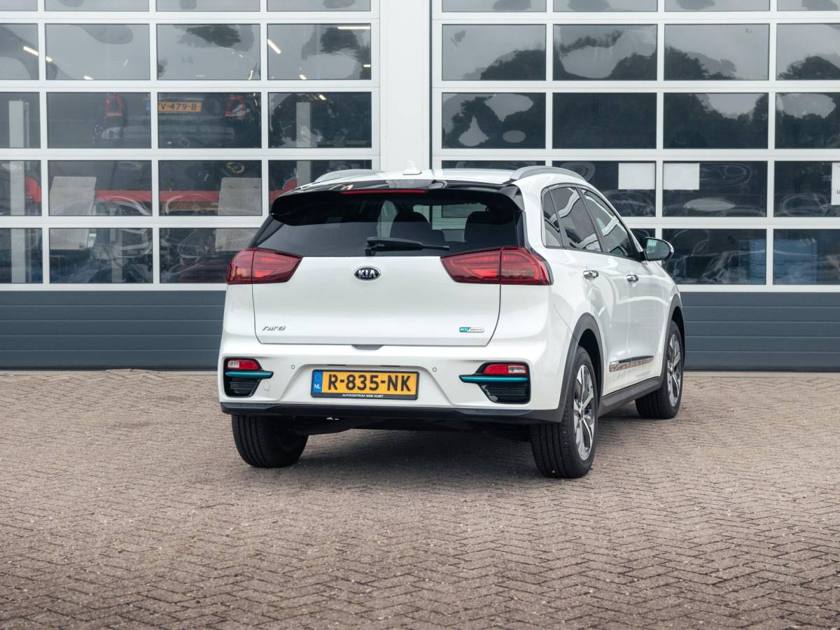 Kia e-Niro Kia e-Niro DynamicPlusLine 64 kWh
