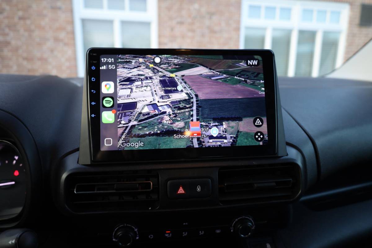 Citroën Berlingo Citroen Berlingo 1.2 PureTech TREKHAAK CARPLAY CAMERA CRUISE VERKEERSBORD/RIJBAANDETECTIE