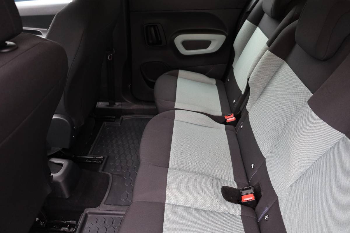 Citroën Berlingo Citroen Berlingo 1.2 PureTech TREKHAAK CARPLAY CAMERA CRUISE VERKEERSBORD/RIJBAANDETECTIE