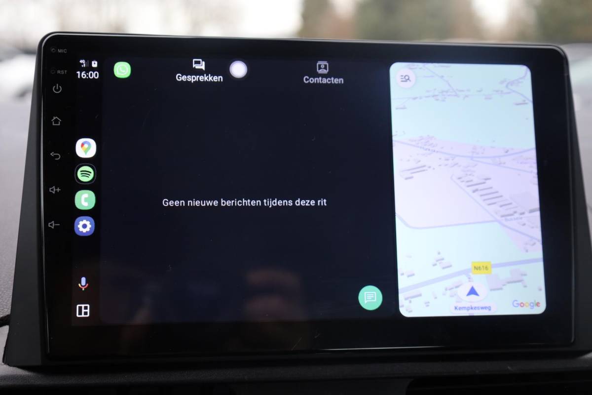 Citroën Berlingo Citroen Berlingo 1.2 PureTech TREKHAAK CARPLAY CAMERA CRUISE VERKEERSBORD/RIJBAANDETECTIE