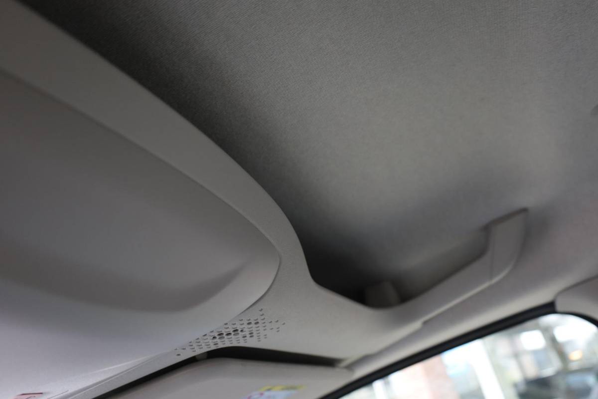 Citroën Berlingo Citroen Berlingo 1.2 PureTech TREKHAAK CARPLAY CAMERA CRUISE VERKEERSBORD/RIJBAANDETECTIE