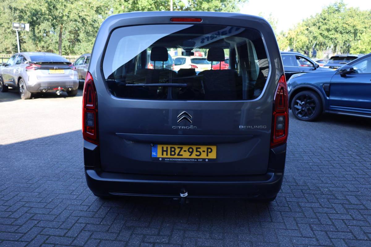 Citroën Berlingo Citroen Berlingo 1.2 PureTech TREKHAAK CARPLAY CAMERA CRUISE VERKEERSBORD/RIJBAANDETECTIE