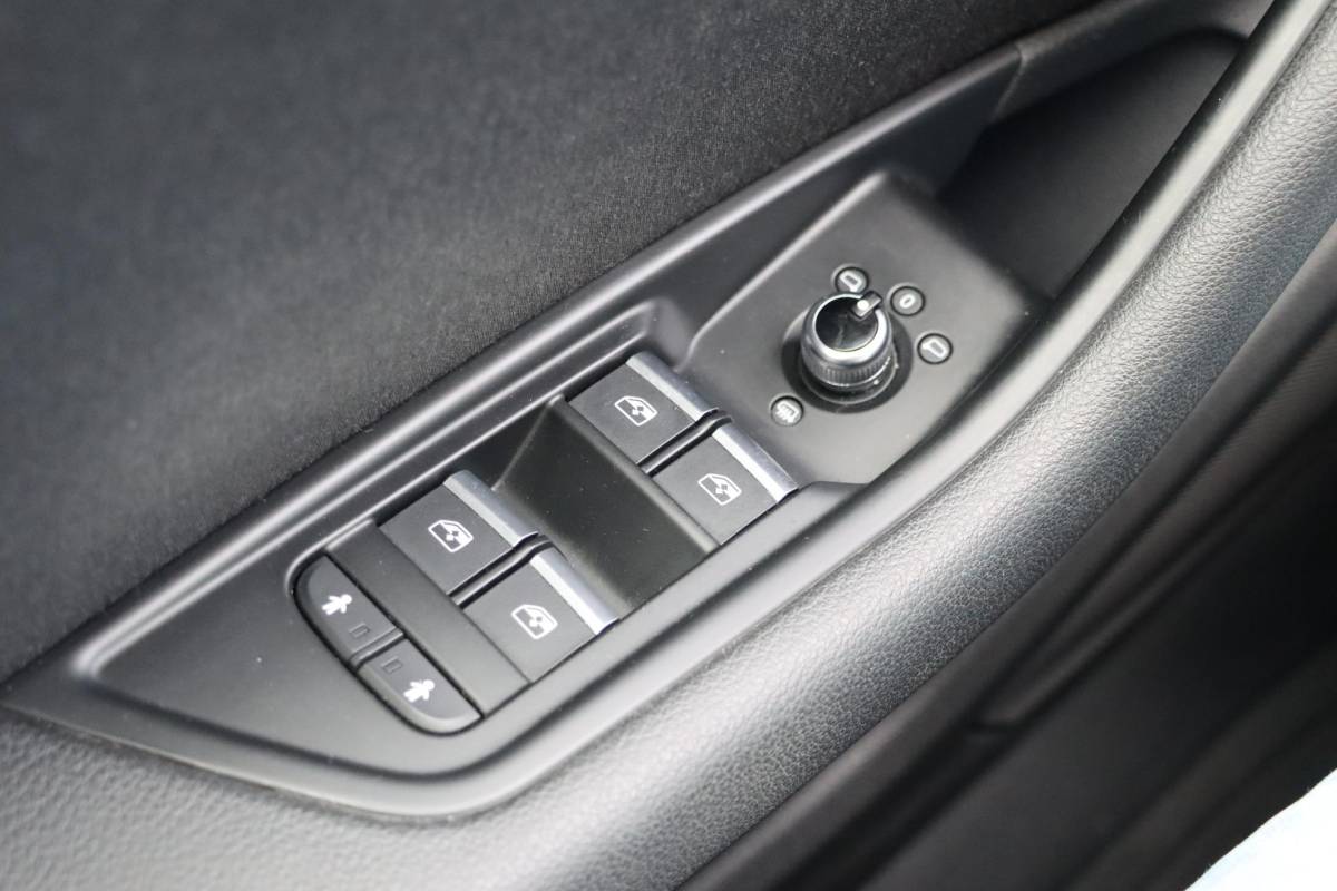 Audi A4 Audi A4 Limousine 1.4 TFSI Sport Edition 150PK | Dealeronderhouden