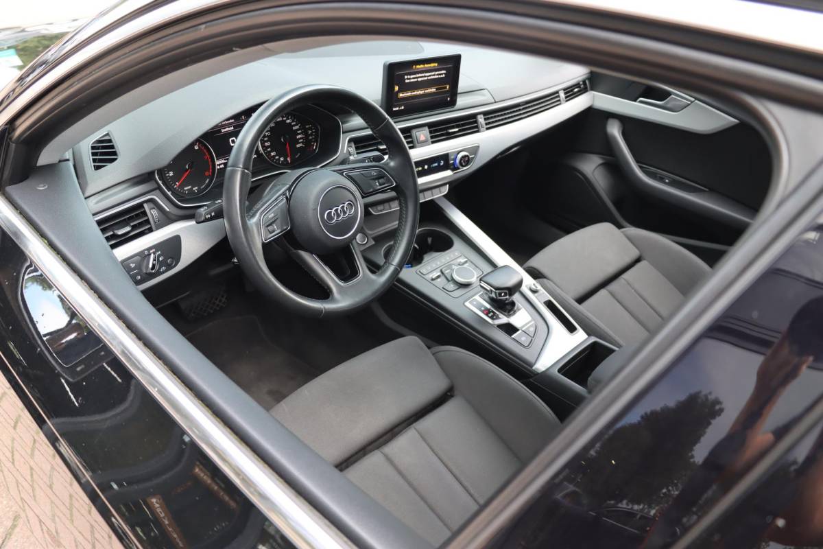 Audi A4 Audi A4 Limousine 1.4 TFSI Sport Edition 150PK | Dealeronderhouden