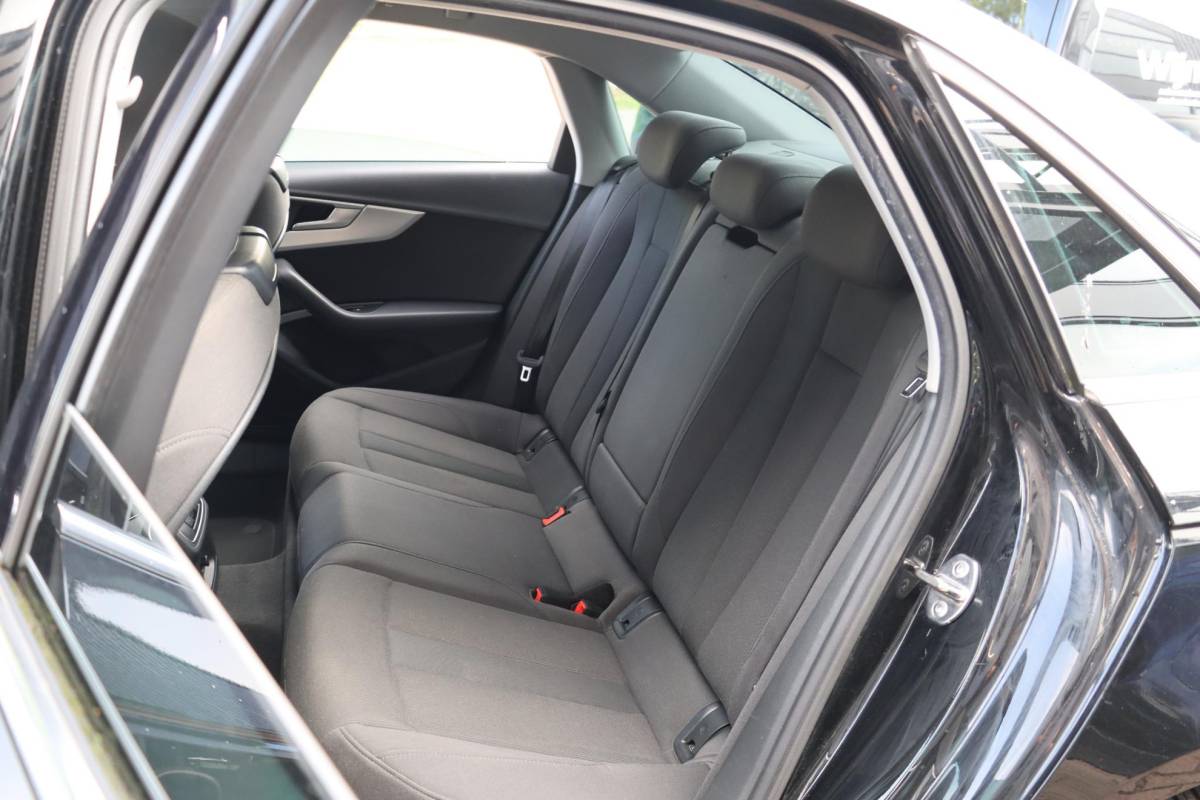 Audi A4 Audi A4 Limousine 1.4 TFSI Sport Edition 150PK | Dealeronderhouden
