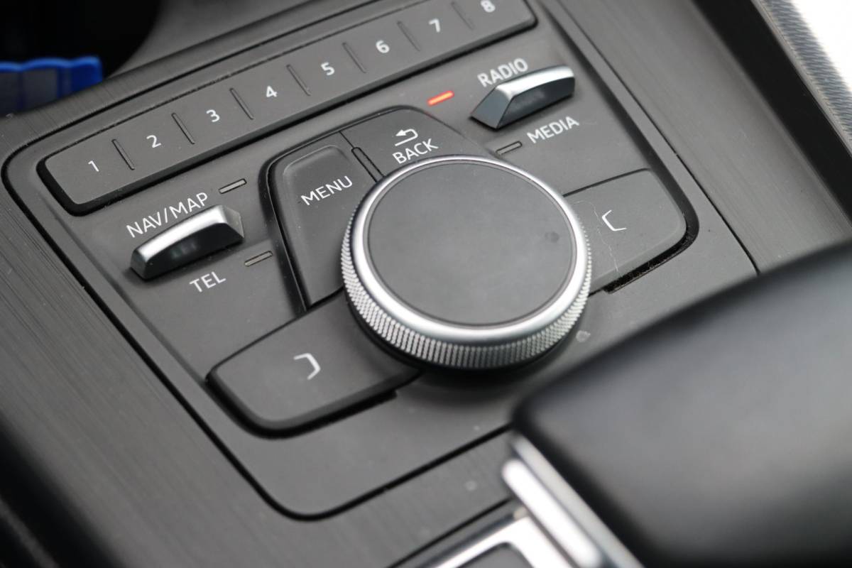 Audi A4 Audi A4 Limousine 1.4 TFSI Sport Edition 150PK | Dealeronderhouden