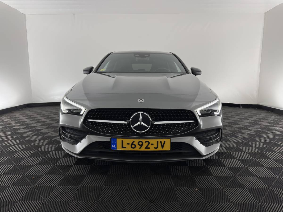 Mercedes-Benz CLA Mercedes-Benz CLA-klasse Shooting Brake 180 d Business Solution AMG (INCL.BTW) Aut. *LEATHER-MICROFIBRE | FULL-LED | HEATED-SPORTSEATS | AMBIENT-LIGHT | DIGI-COCKPIT | DAB+ | NAVI-FULLMAP | CAMERA | PRIVACYGLASS | SHIFTPADDLES | 18”ALU*