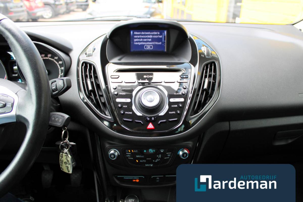 Ford B-MAX Ford B-Max 1.0 EcoBoost Titanium Navi Clima Trekhaak