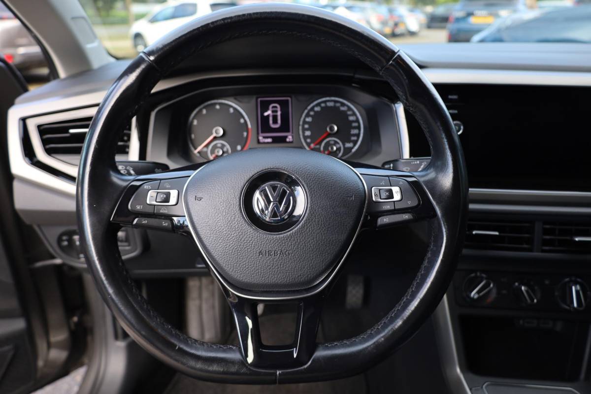Volkswagen Polo Volkswagen Polo 1.0 TSI Comfortline CARPLAY ADAPTIVE-CRUISE DAB VOICE 2XPDC NAP