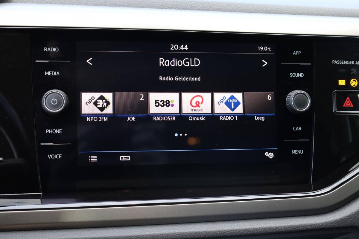 Volkswagen Polo Volkswagen Polo 1.0 TSI Comfortline CARPLAY ADAPTIVE-CRUISE DAB VOICE 2XPDC NAP