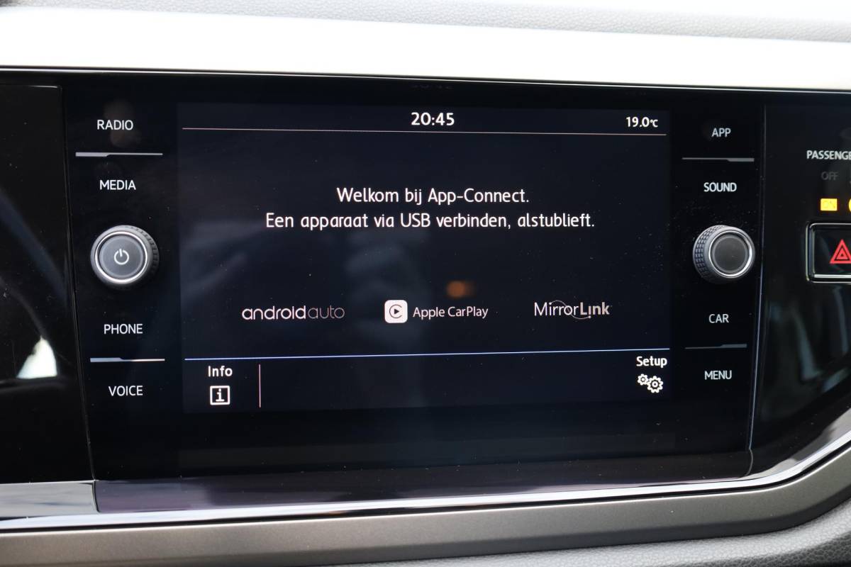Volkswagen Polo Volkswagen Polo 1.0 TSI Comfortline CARPLAY ADAPTIVE-CRUISE DAB VOICE 2XPDC NAP
