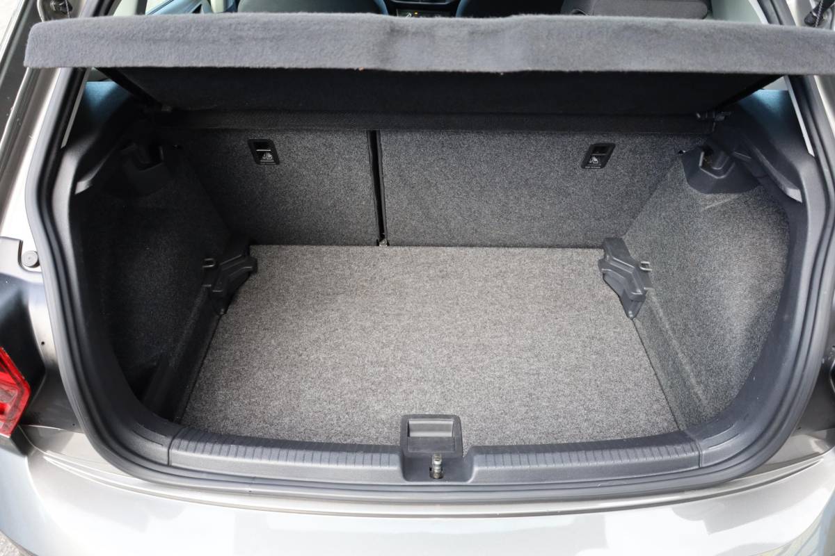 Volkswagen Polo Volkswagen Polo 1.0 TSI Comfortline CARPLAY ADAPTIVE-CRUISE DAB VOICE 2XPDC NAP