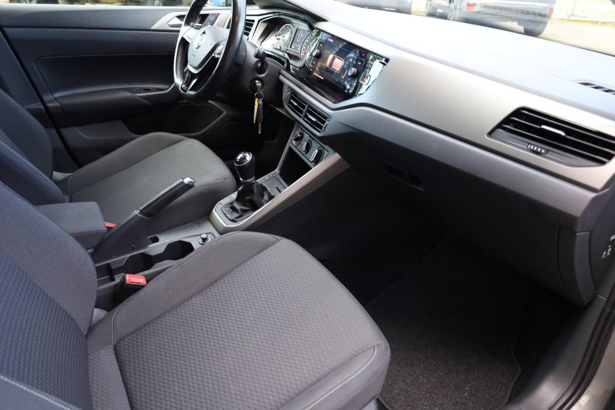 Volkswagen Polo Volkswagen Polo 1.0 TSI Comfortline CARPLAY ADAPTIVE-CRUISE DAB VOICE 2XPDC NAP