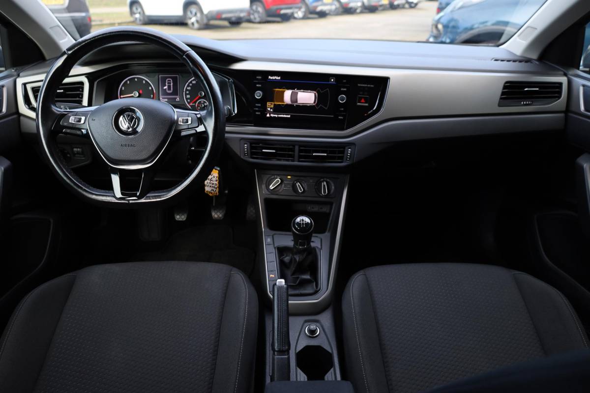 Volkswagen Polo Volkswagen Polo 1.0 TSI Comfortline CARPLAY ADAPTIVE-CRUISE DAB VOICE 2XPDC NAP