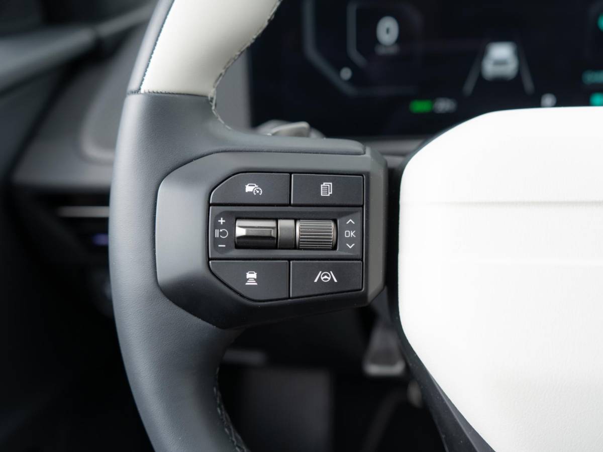 Kia EV6 Kia EV6 GT-Line Business Edition 84 kWh Speciale uitvoering | 21 inch GT velgen | Hifi upgrade met Subwoofer | Gele remklauwen | Stoel verwarming l Elektrische kofferklep | GT pakket | LED | Keyless | 20 inch LMV
