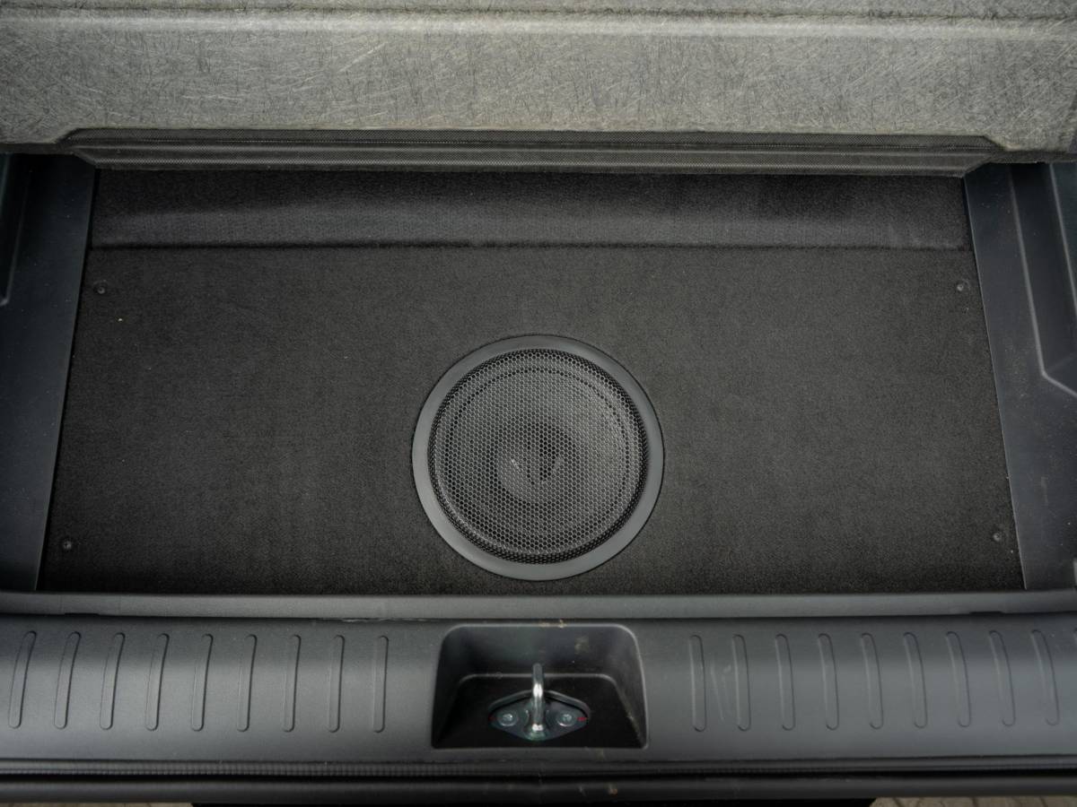Kia EV6 Kia EV6 GT-Line Business Edition 84 kWh Speciale uitvoering | 21 inch GT velgen | Hifi upgrade met Subwoofer | Gele remklauwen | Stoel verwarming l Elektrische kofferklep | GT pakket | LED | Keyless | 20 inch LMV