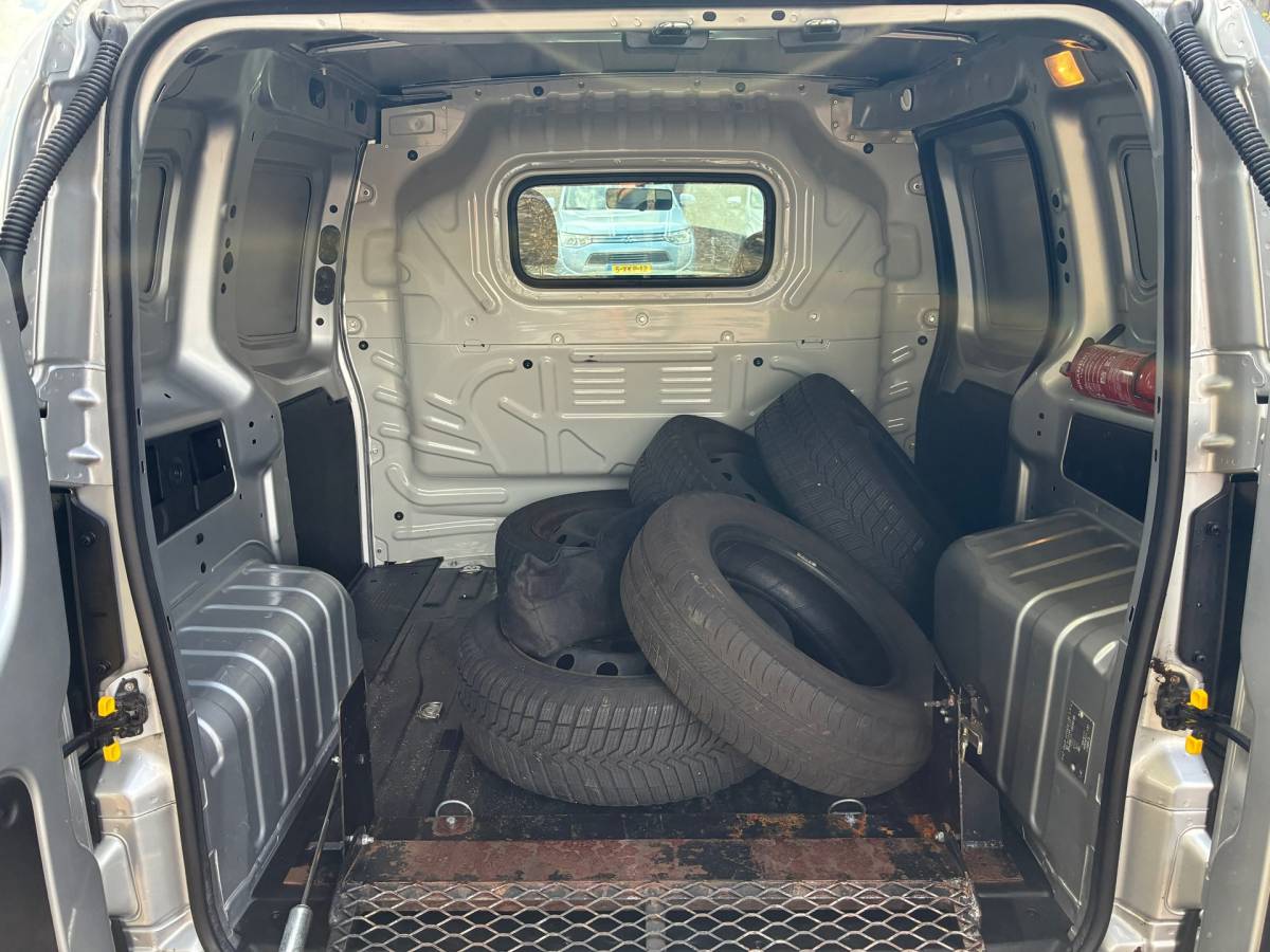 Fiat Fiorino Fiat Fiorino 1.3 MJ SX | Automaat | Invalide Roelstoel nu €5.975,-!!!