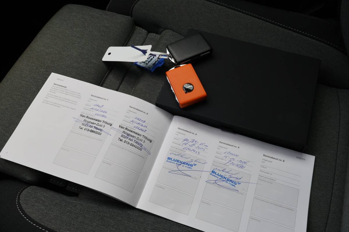 Volvo XC40 Volvo XC40 1.5 T2 Core | Origineel NL | Climate Pack | Park Assist Pack |