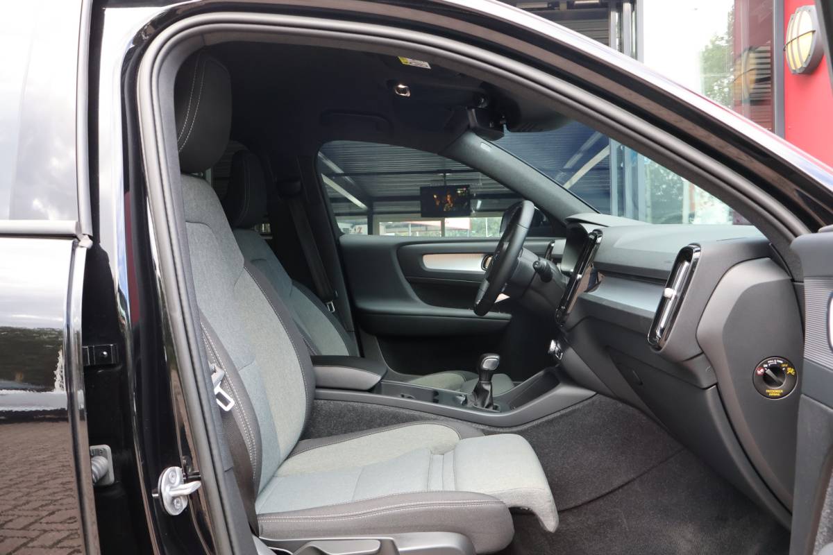 Volvo XC40 Volvo XC40 1.5 T2 Core | Origineel NL | Climate Pack | Park Assist Pack |