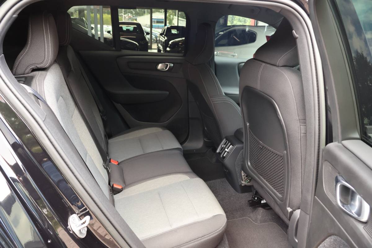 Volvo XC40 Volvo XC40 1.5 T2 Core | Origineel NL | Climate Pack | Park Assist Pack |