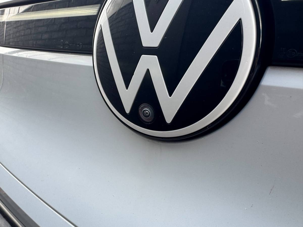 Volkswagen ID.4 Volkswagen ID.4 First Max 77 kWh ** PANO + MASSAGE + THAAK + 360 CAMERA + FULL OPTION**