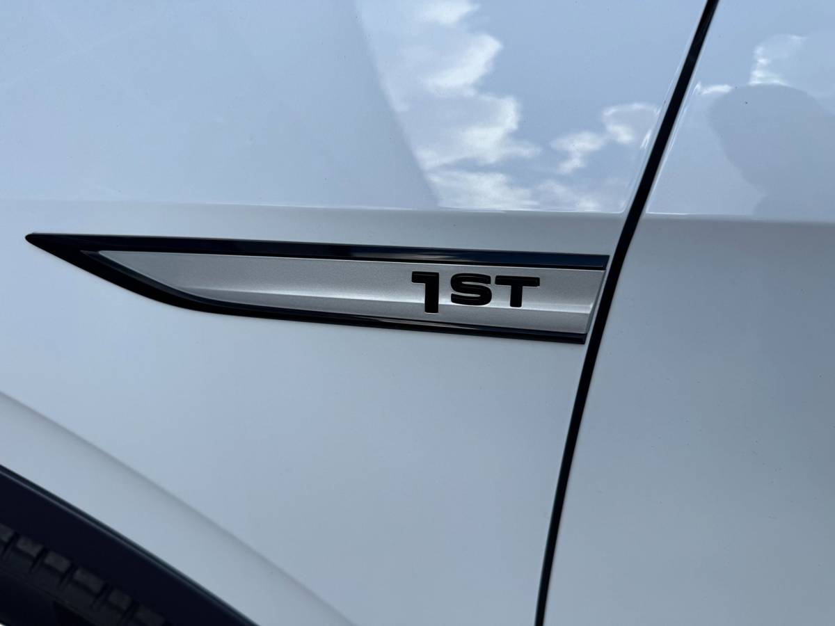 Volkswagen ID.4 Volkswagen ID.4 First Max 77 kWh ** PANO + MASSAGE + THAAK + 360 CAMERA + FULL OPTION**