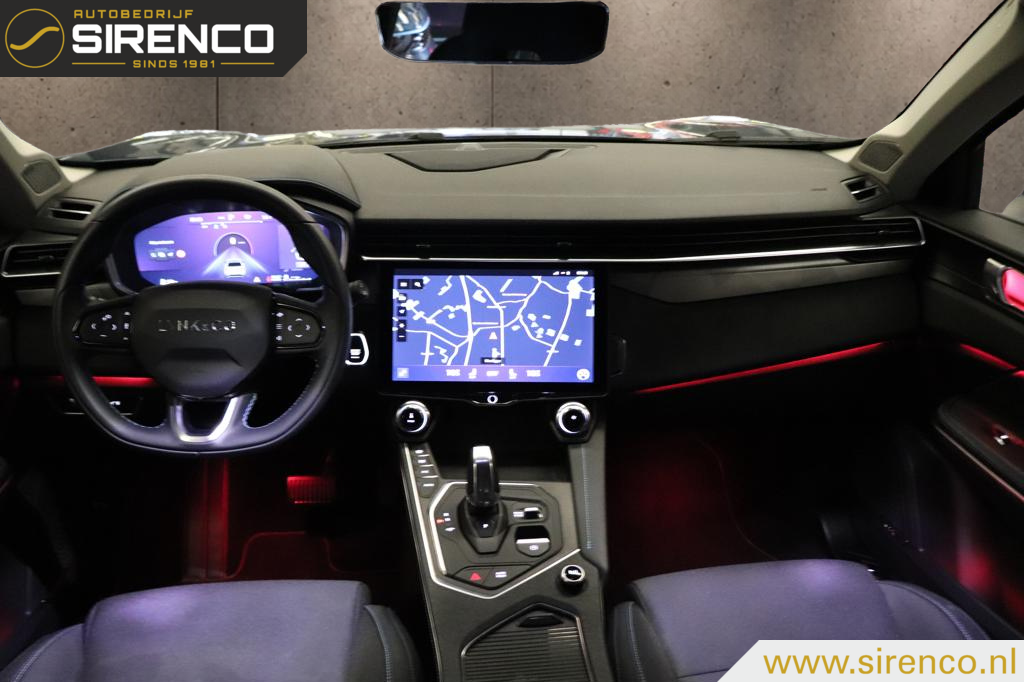 Lynk & Co 01 Lynk & Co 01 1.5| komt binnen | trekhaak | 360 camera met 3d view |adaptive cruise control | sfeerverlichting |
