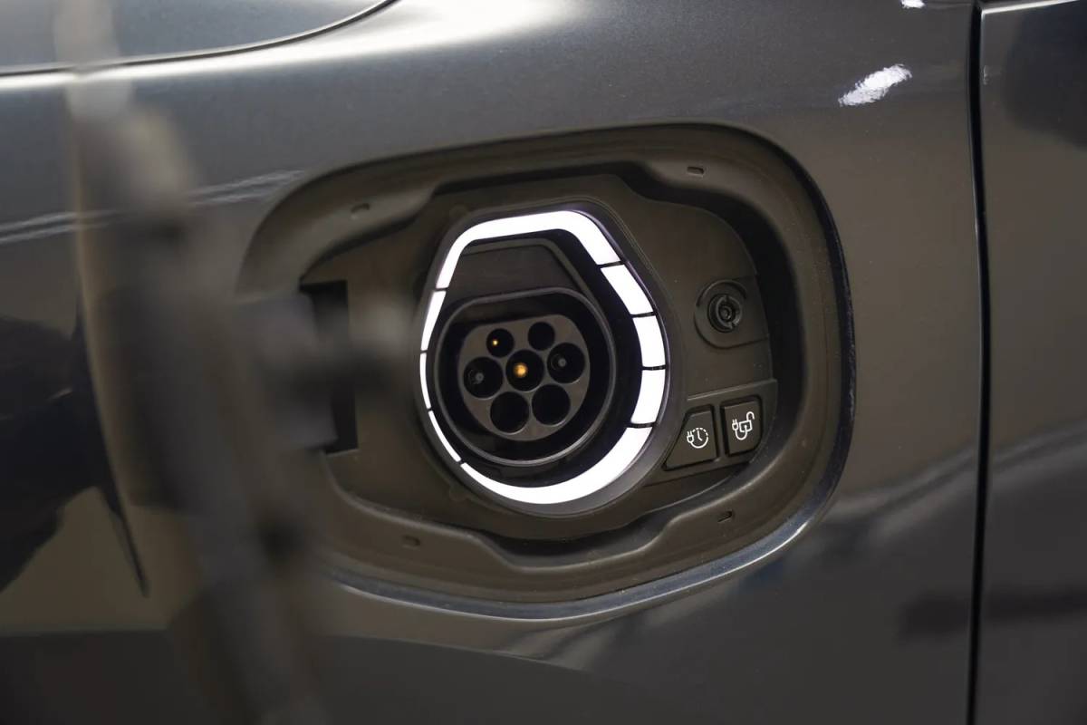 Ford Kuga Ford Kuga 2.5 PHEV Vignale [ LED Navi Camera Leder ]