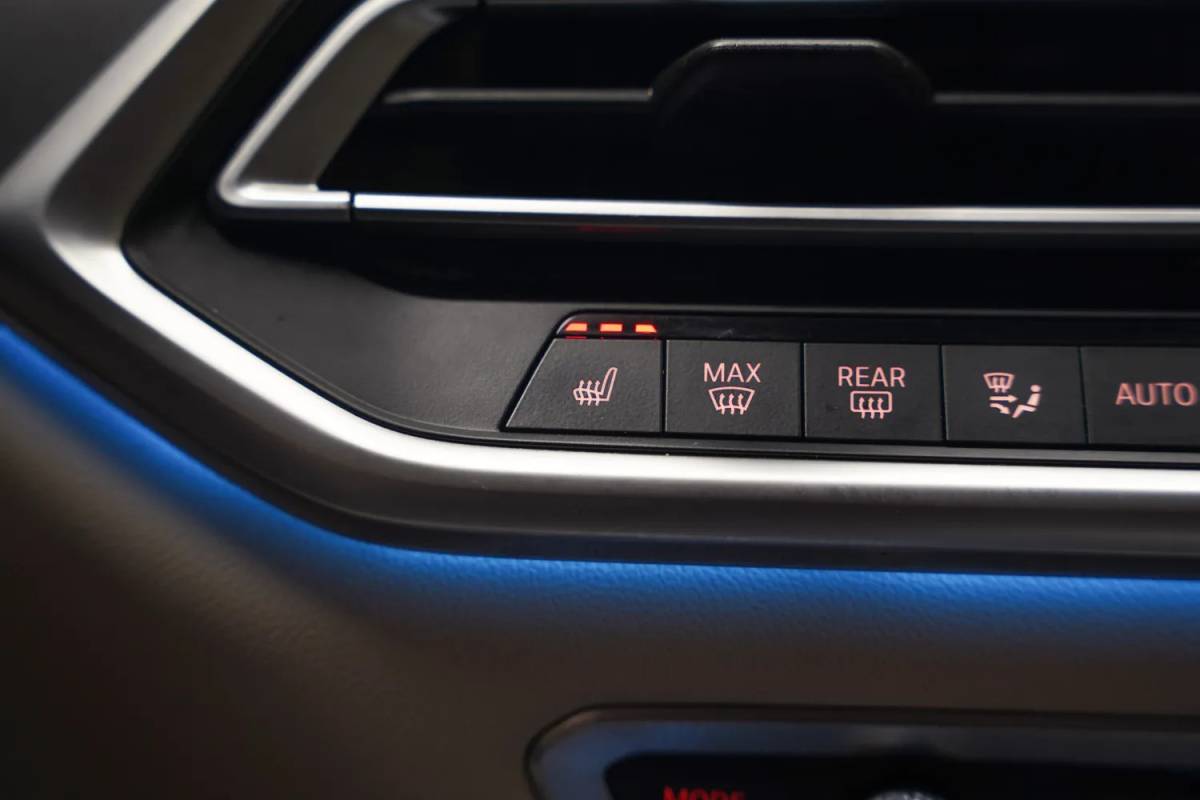 BMW X5 BMW X5 xDrive45e High Executive [ Panorama Luchtvering HUD Leder Stuur-&stoelverwarming]