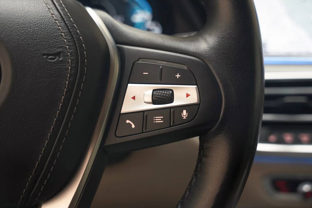 BMW X5 BMW X5 xDrive45e High Executive [ Panorama Luchtvering HUD Leder Stuur-&stoelverwarming]
