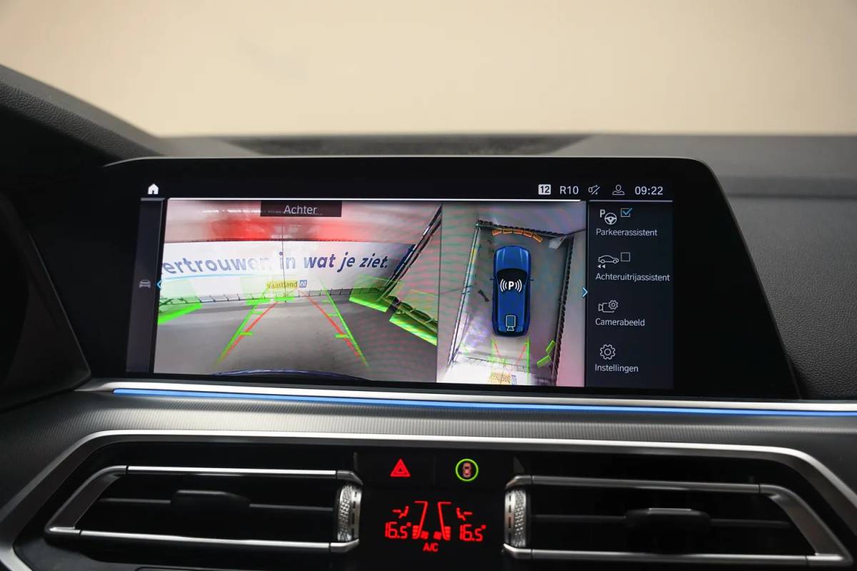 BMW X5 BMW X5 xDrive45e High Executive [ Panorama Luchtvering HUD Leder Stuur-&stoelverwarming]