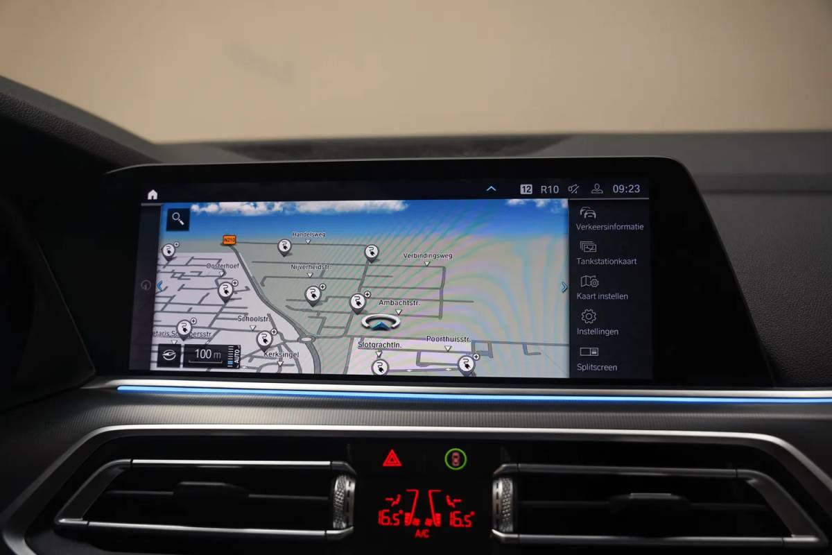 BMW X5 BMW X5 xDrive45e High Executive [ Panorama Luchtvering HUD Leder Stuur-&stoelverwarming]