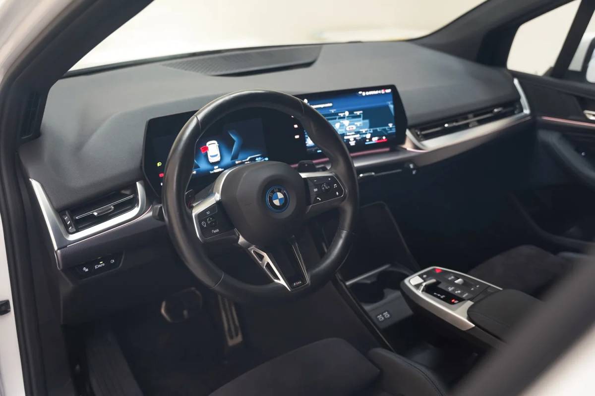 BMW 2 Serie BMW 2-serie Active Tourer 225e xDrive M Sport [ LED Memory Stuur-&stoelverwarming Camera ]
