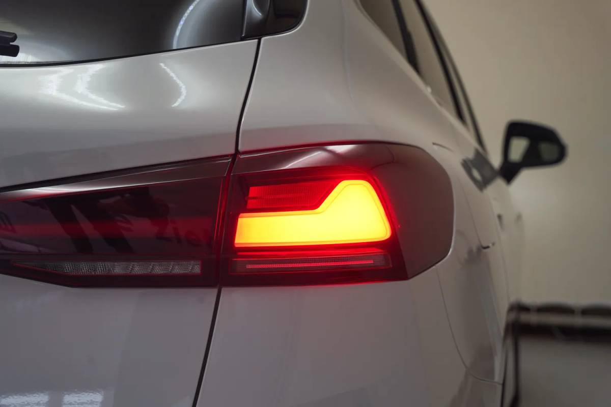 BMW 2 Serie BMW 2-serie Active Tourer 225e xDrive M Sport [ LED Memory Stuur-&stoelverwarming Camera ]