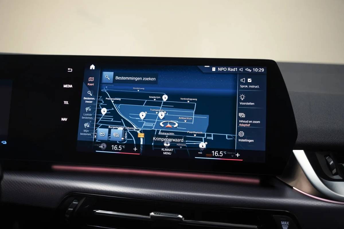 BMW 2 Serie BMW 2-serie Active Tourer 225e xDrive M Sport [ LED Memory Stuur-&stoelverwarming Camera ]