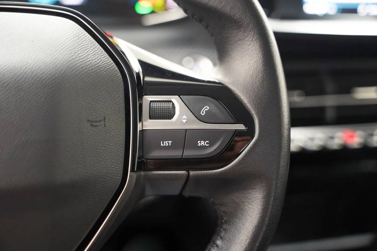 Peugeot e-2008 Peugeot 2008 EV Active Pack 50 kWh [ Climate Apple carplay / Android auto Cruise ]