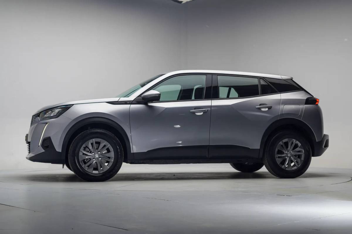 Peugeot e-2008 Peugeot 2008 EV Active Pack 50 kWh [ Climate Apple carplay / Android auto Cruise ]