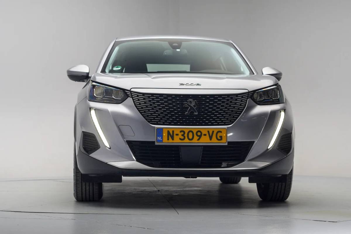 Peugeot e-2008 Peugeot 2008 EV Active Pack 50 kWh [ Climate Apple carplay / Android auto Cruise ]
