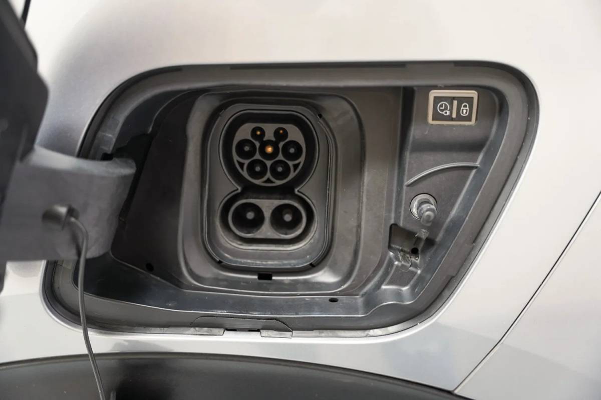 Peugeot e-2008 Peugeot 2008 EV Active Pack 50 kWh [ Climate Apple carplay / Android auto Cruise ]