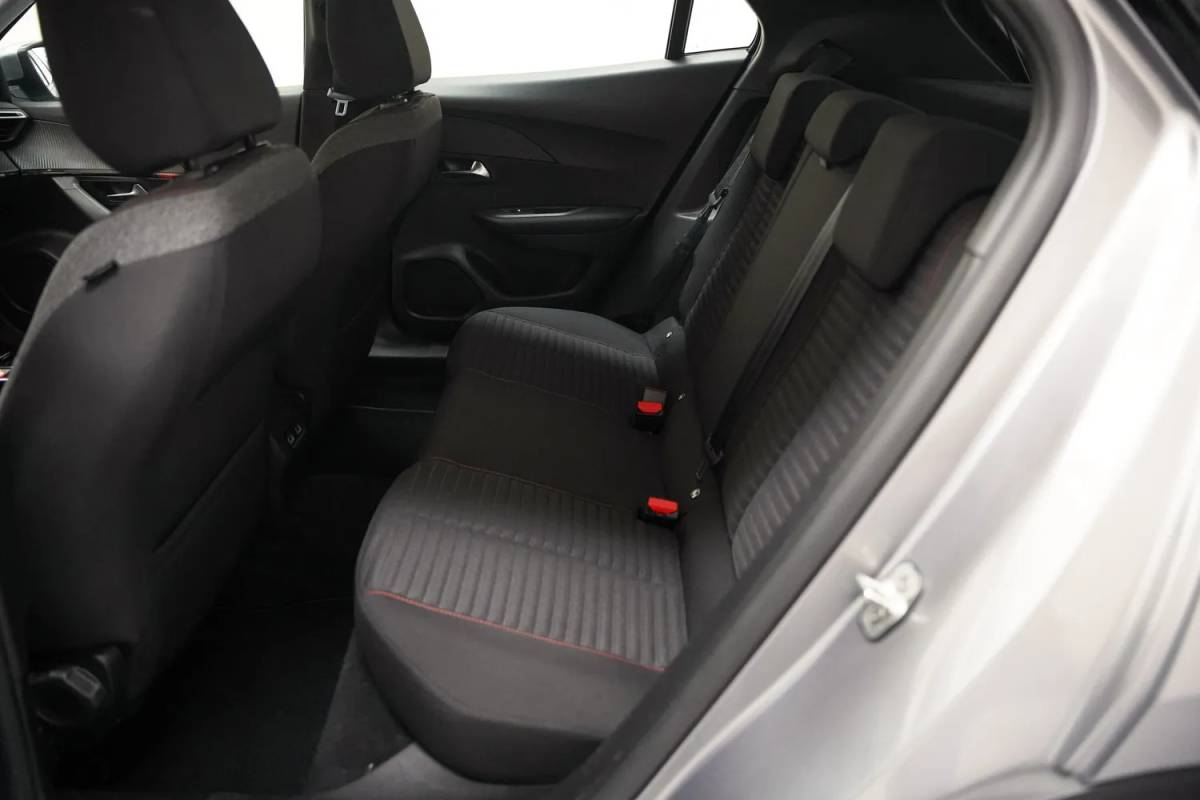 Peugeot e-2008 Peugeot 2008 EV Active Pack 50 kWh [ Climate Apple carplay / Android auto Cruise ]