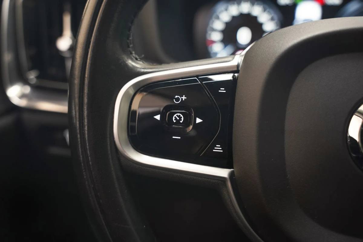 Volvo V60 Volvo V60 2.0 T6 AWD Recharge Business Pro [ Leder Comfortstoelen Stuur-&stoelverwarming ]
