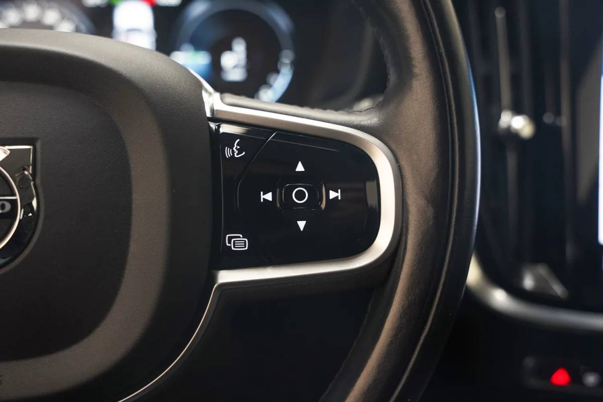 Volvo V60 Volvo V60 2.0 T6 AWD Recharge Business Pro [ Leder Comfortstoelen Stuur-&stoelverwarming ]
