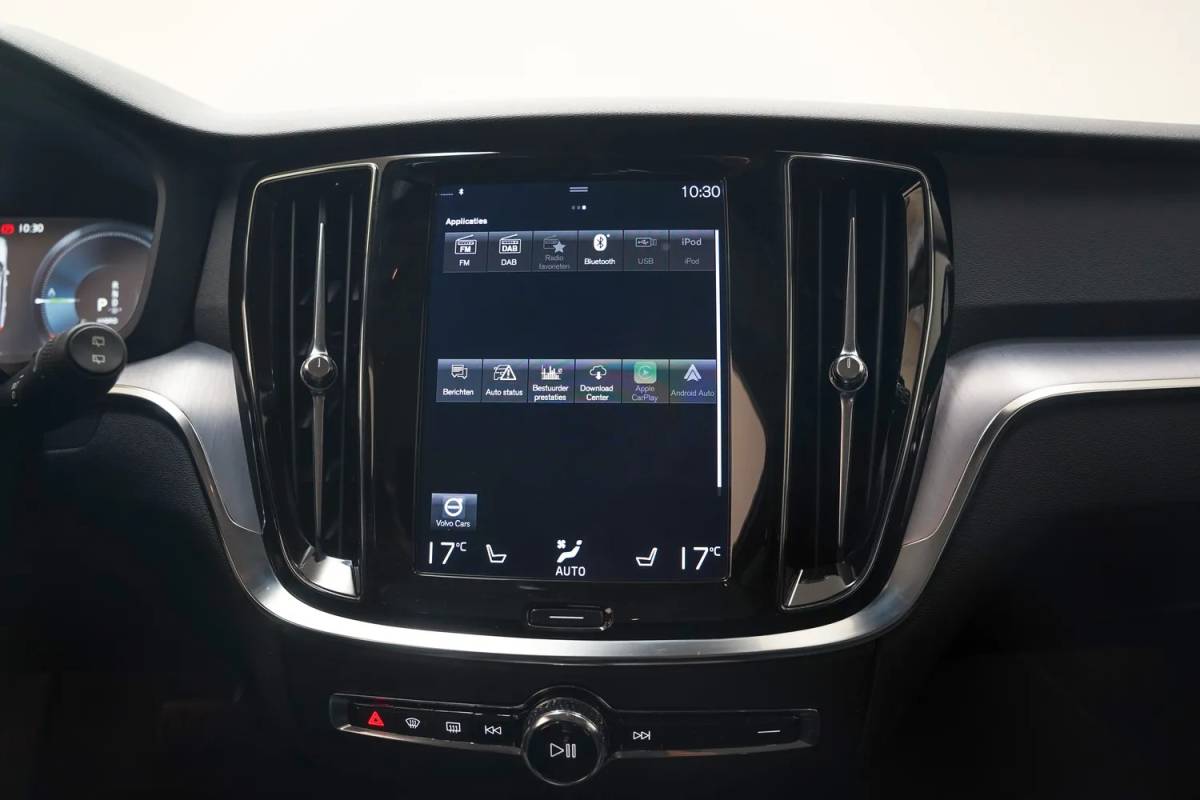 Volvo V60 Volvo V60 2.0 T6 AWD Recharge Business Pro [ Leder Comfortstoelen Stuur-&stoelverwarming ]