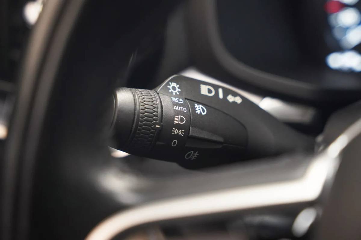 Volvo V60 Volvo V60 2.0 T6 AWD Recharge Business Pro [ Leder Comfortstoelen Stuur-&stoelverwarming ]