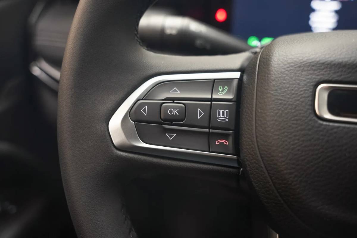 Jeep Compass Jeep Compass 1.5 e-Hybrid Summit Aut. [ Adapt.cruise Camera Leder ]