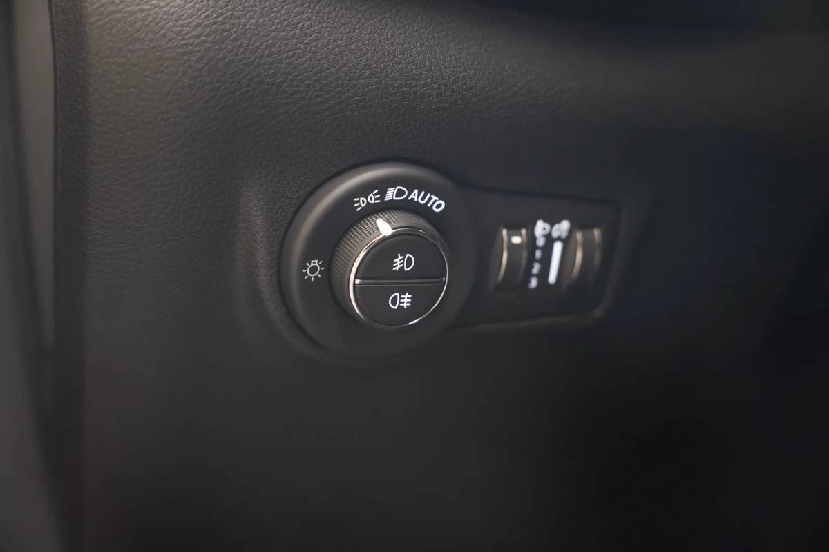 Jeep Compass Jeep Compass 1.5 e-Hybrid Summit Aut. [ Adapt.cruise Camera Leder ]