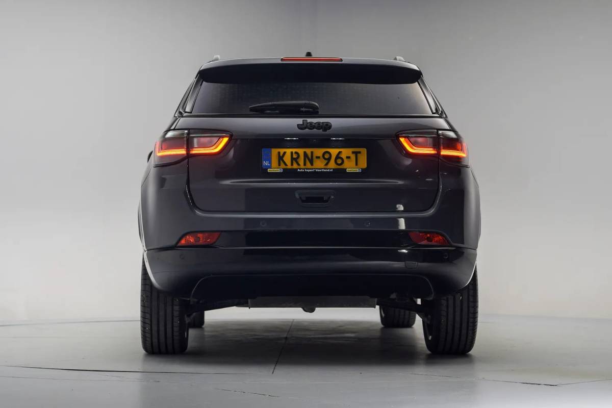Jeep Compass Jeep Compass 1.5 e-Hybrid Summit Aut. [ Adapt.cruise Camera Leder ]
