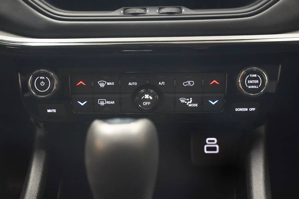 Jeep Compass Jeep Compass 1.5 e-Hybrid Summit Aut. [ Adapt.cruise Camera Leder ]